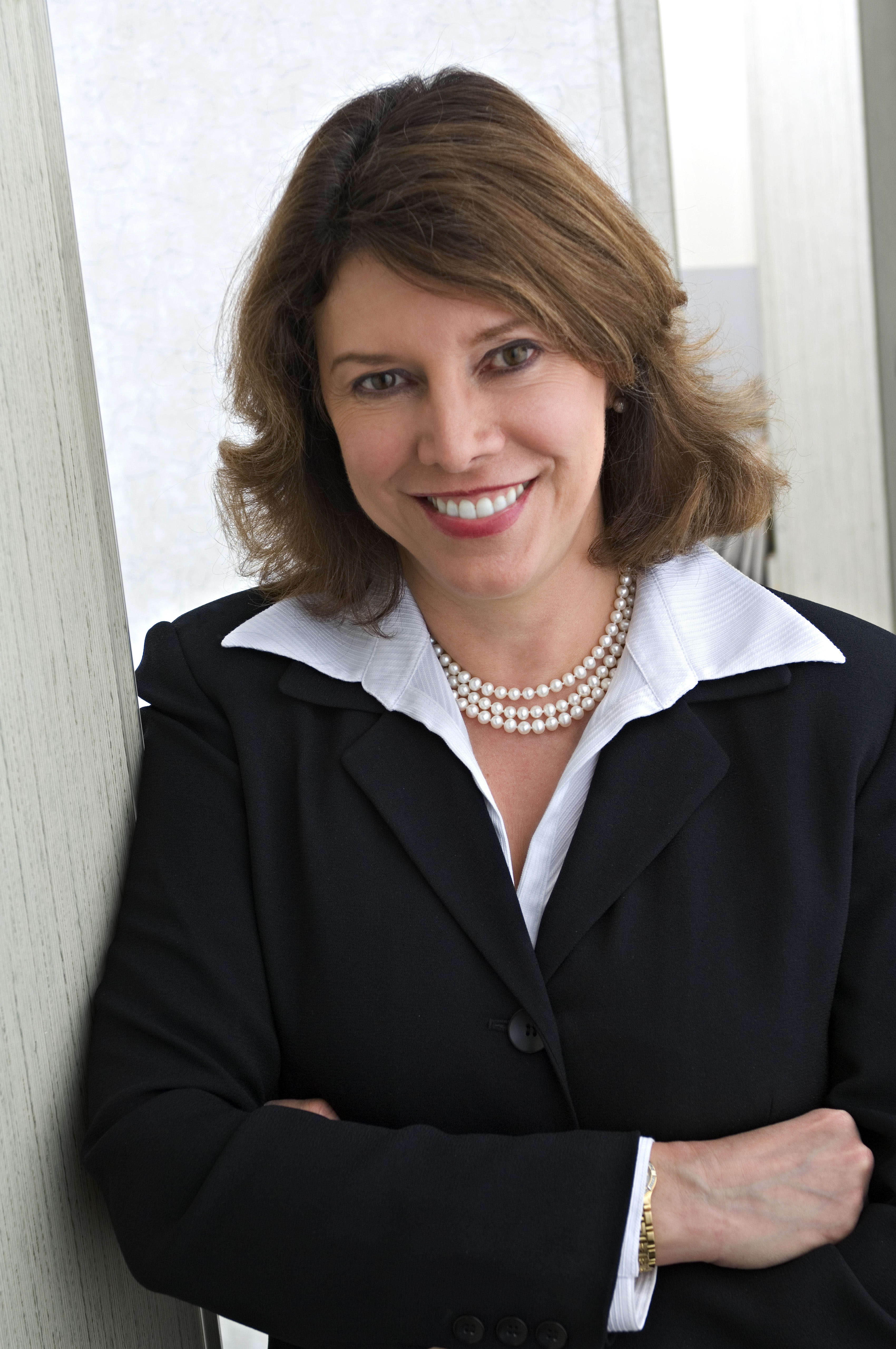 Dr. Peggy Sue Neuma Levin, DDS