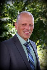 Dr. Jeffrey Allan Kind, DDS