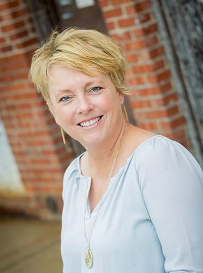 Dr. Elizabeth L Tedman, DDS