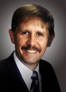 Dr. Steven F Larsen, DDS