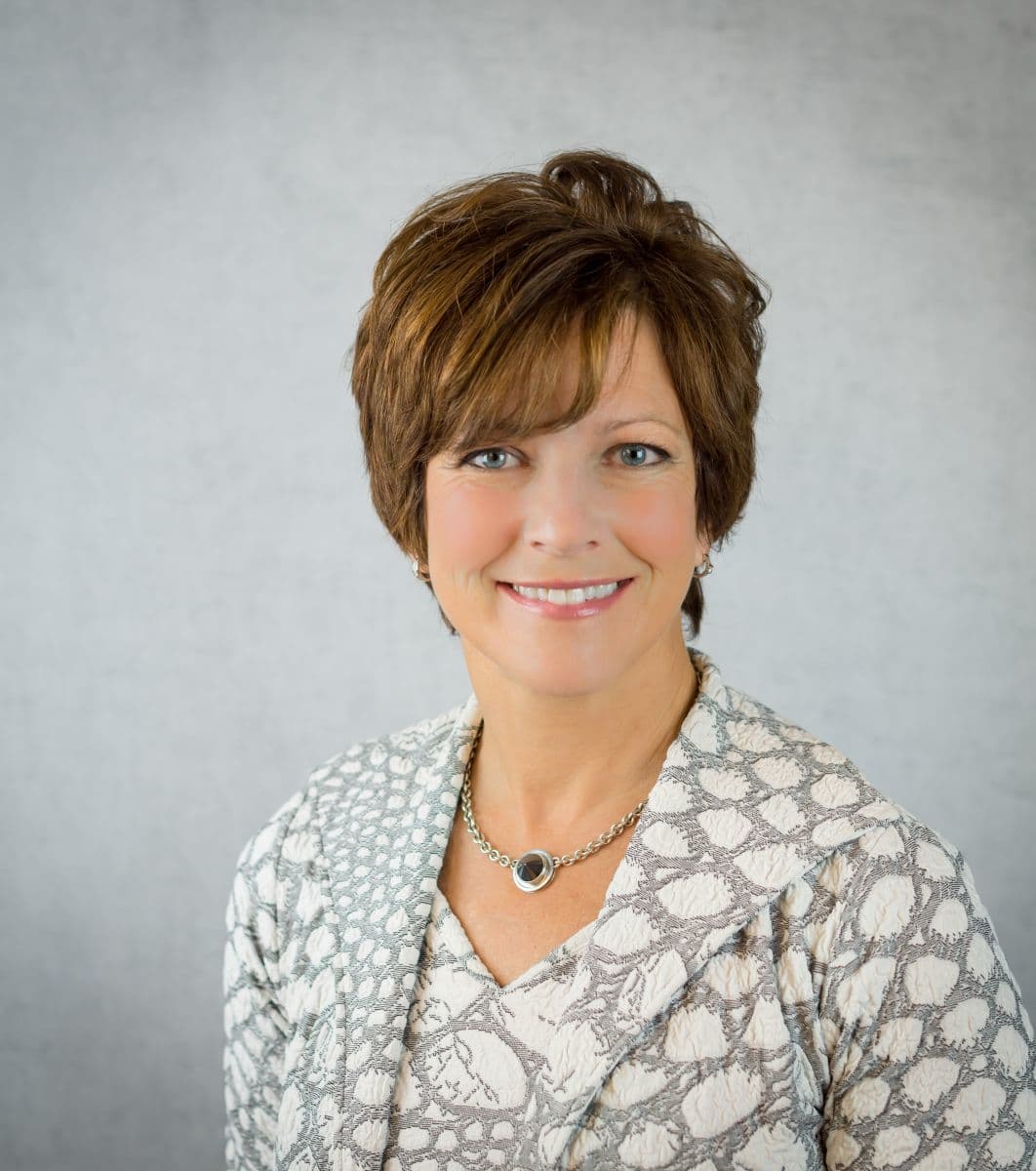 Dr. Laurie Ann Mulka - Livonia, MI - Dentistry