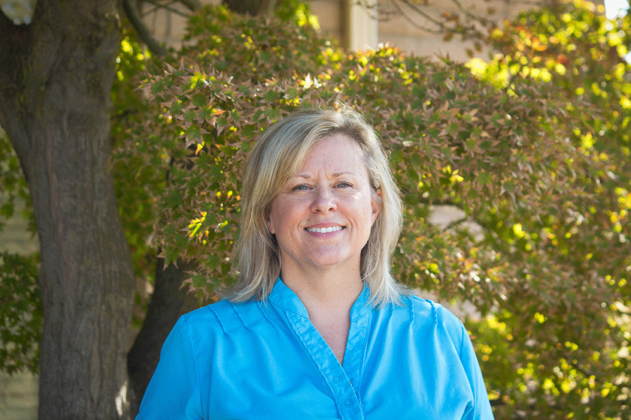 Dr. Tana W Henderson