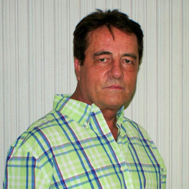 Dr. Ronald D Jessup