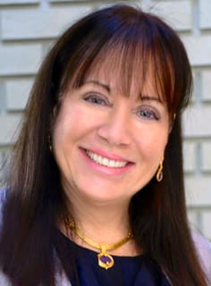 Dr. Joy D Lunan, DDS - Middlebury, CT - Dentistry