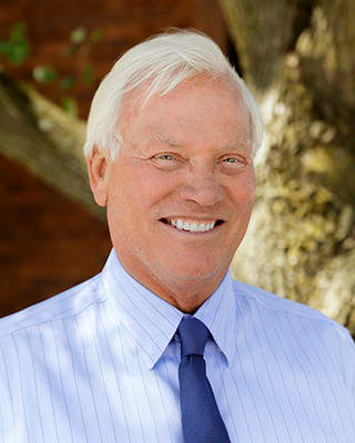 Dr. William Dewey Hooper, DDS - COLUMBUS, OH - Dentistry
