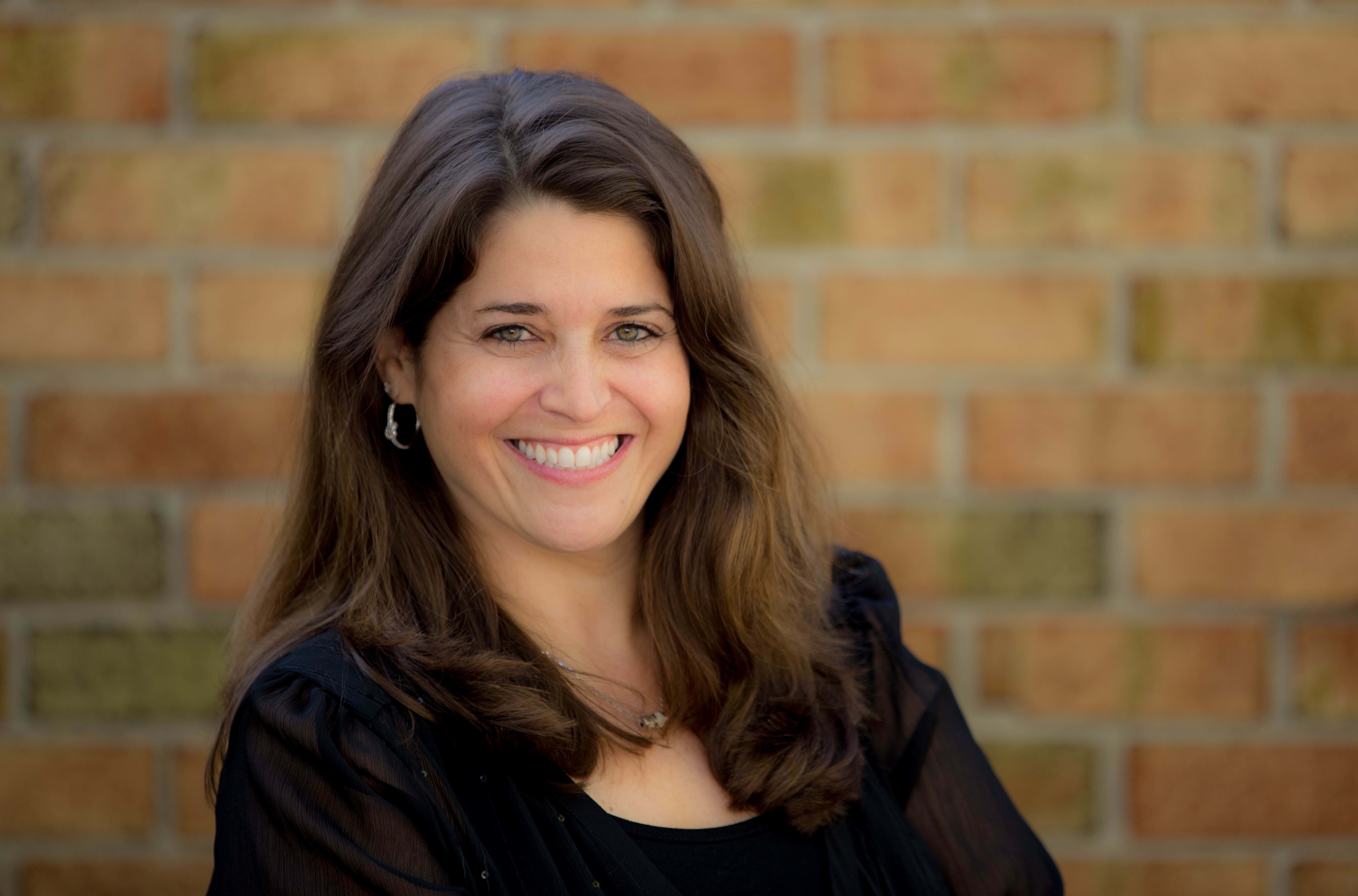 Dr. Bonnie Sue Helfner - COMMACK, NY - Dentistry