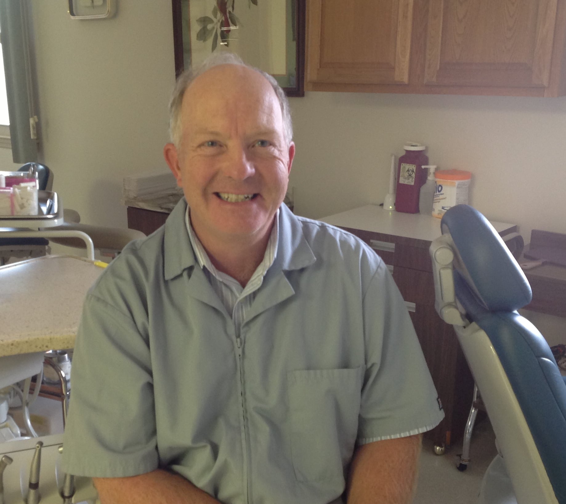 Dr. George T Frazier, DDS