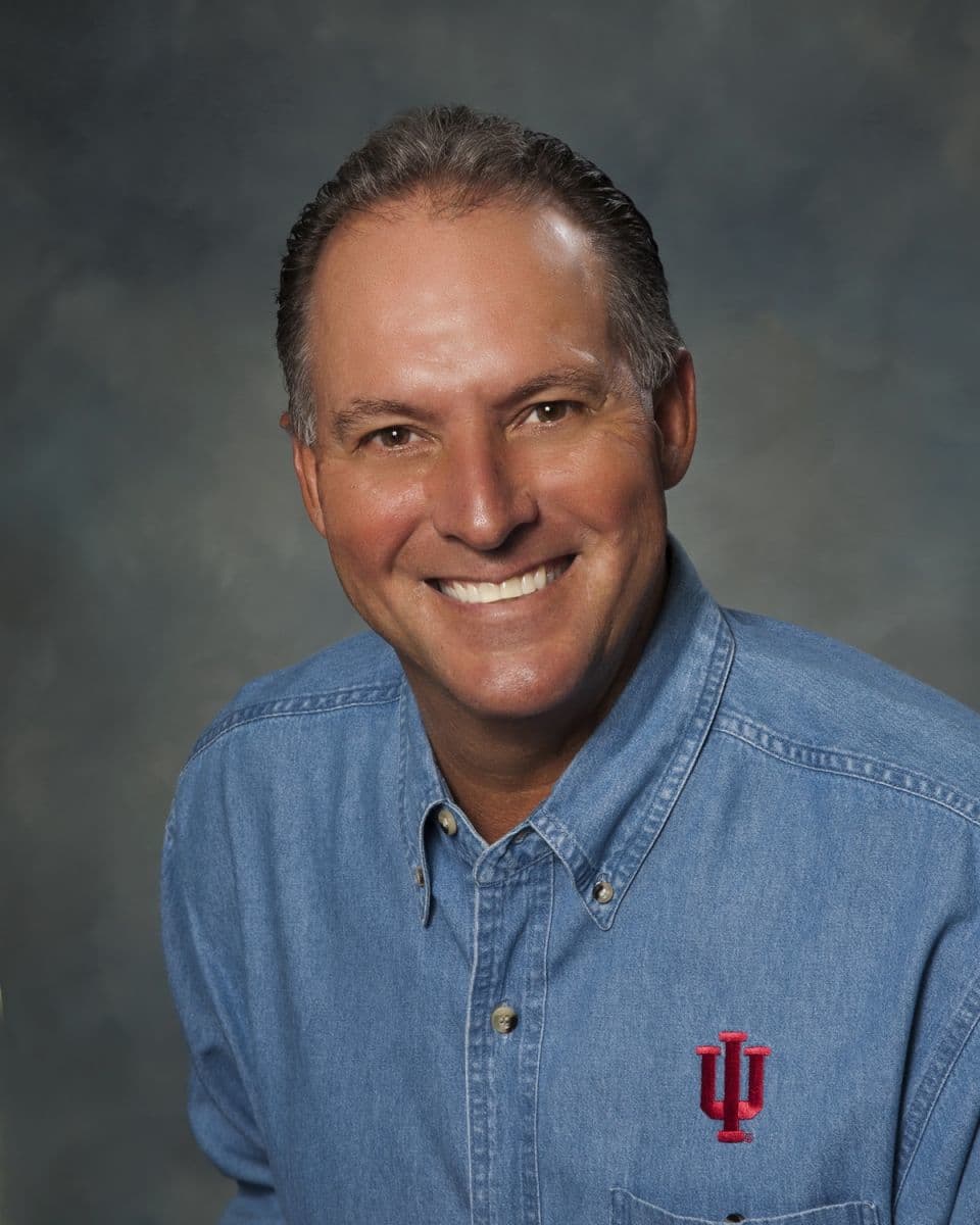 Dr. Terry L Swanlund, DDS