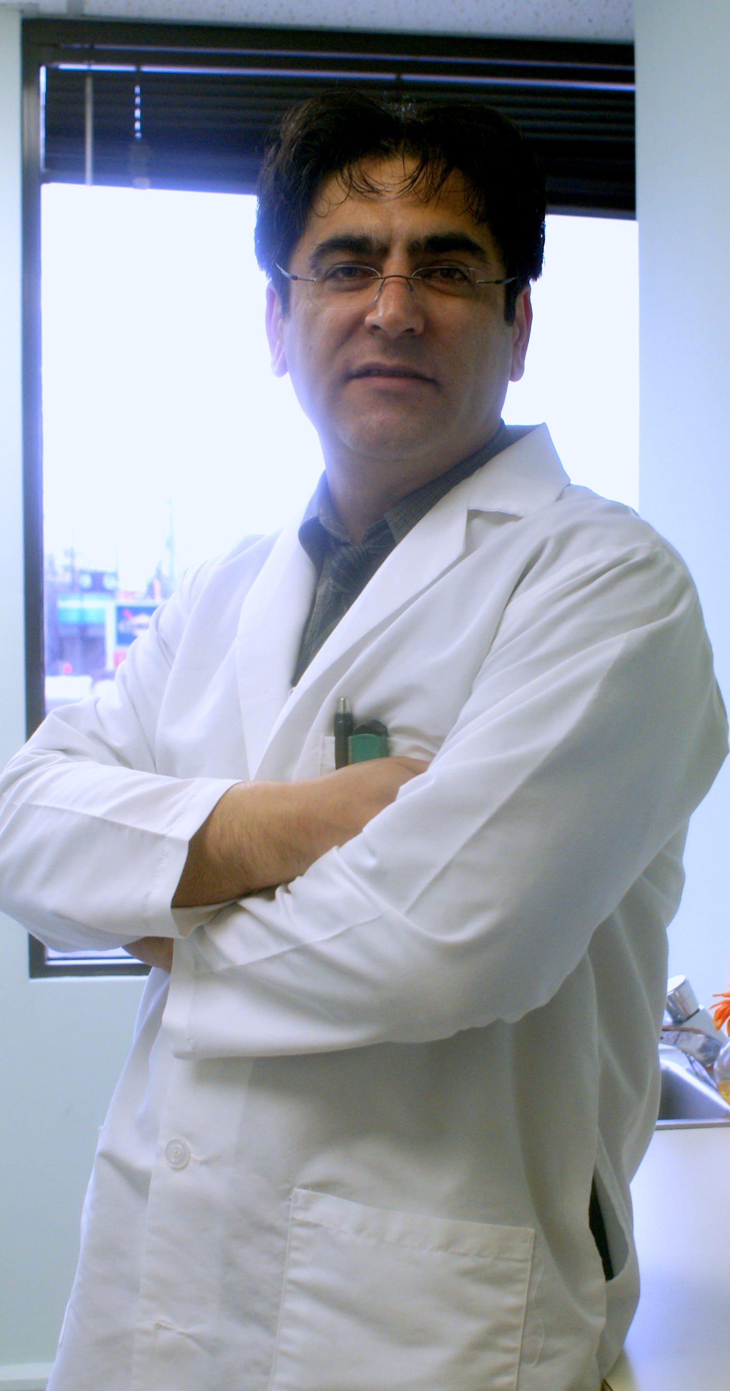 Dr. Majid Haghighiyan - College Park, MD - Dentistry
