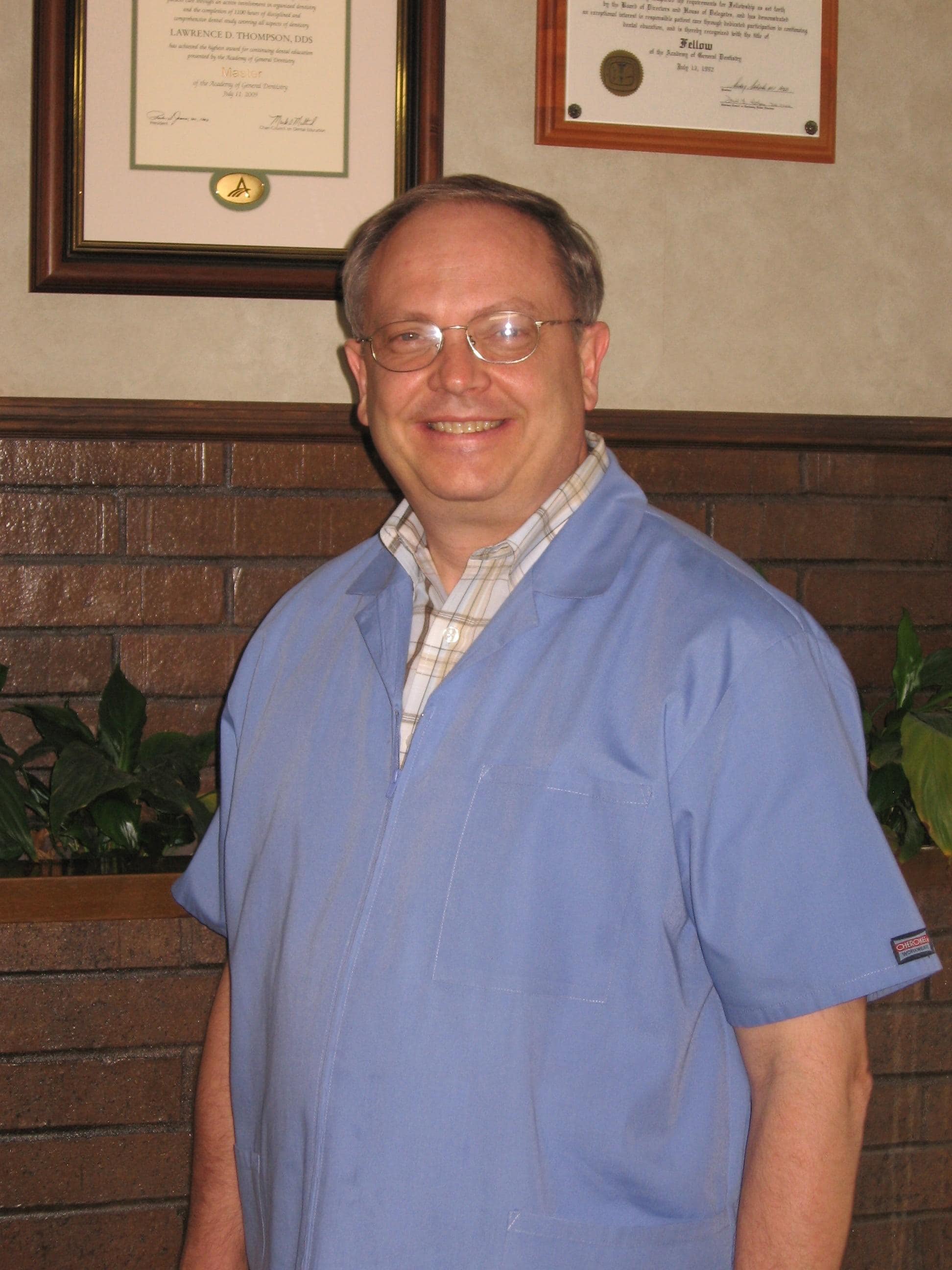 Dr. Lawrence Donald Thompson, DDS