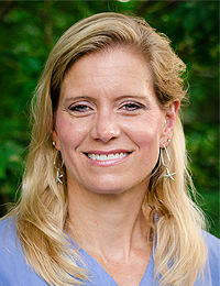Dr. Lisa E Phelps, DDS