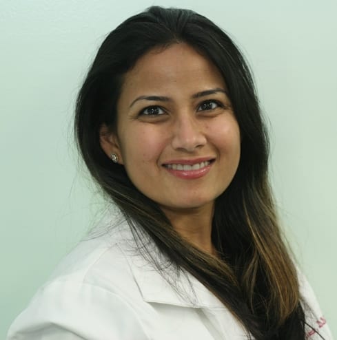 Dr. Parul Dua Makkar - Jericho, NY - Dentistry