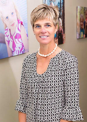 Dr. Amanda K Grimshaw, DDS - Aberdeen, NC - Dentistry