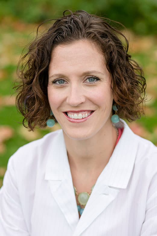 Dr. Heather L Kivi, DDS