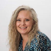 Dr. Vicki Joanna Reichlein - Gresham, OR - Dentistry
