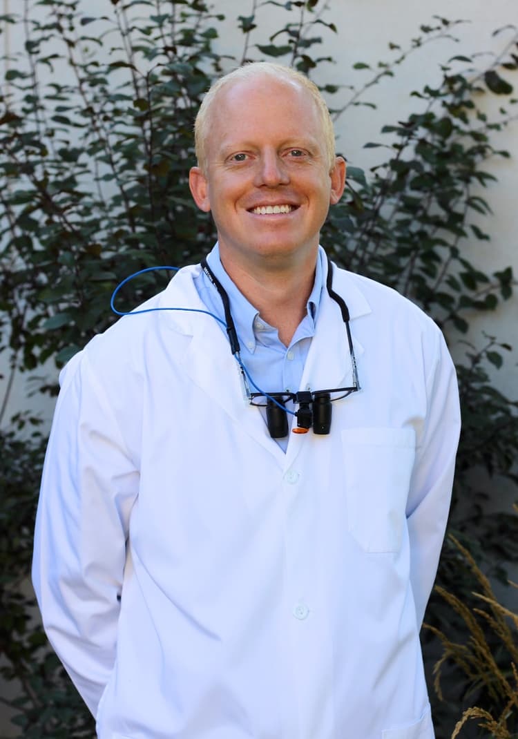Dr. Cameron Wayne Birch, DDS