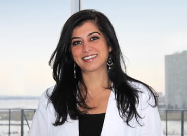 Dr. Annu Luthra, DDS