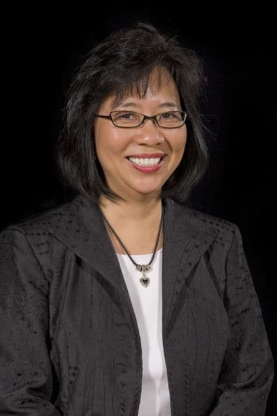 Dr. Cynthia Tjahjadi, OD