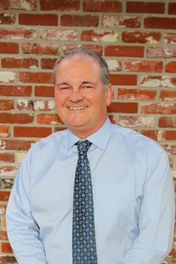 Dr. Kevin Lee Henne, OD