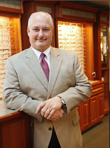 Dr. Clyde Douglas Reynolds, OD
