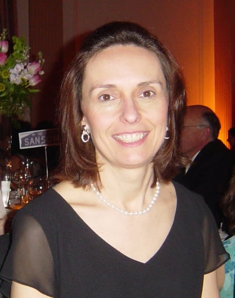Dr. Susan E Edmonds