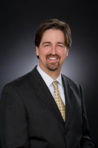 Dr. Christopher C Owens, OD
