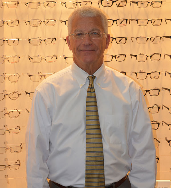 Dr. Gary A Roach, OD