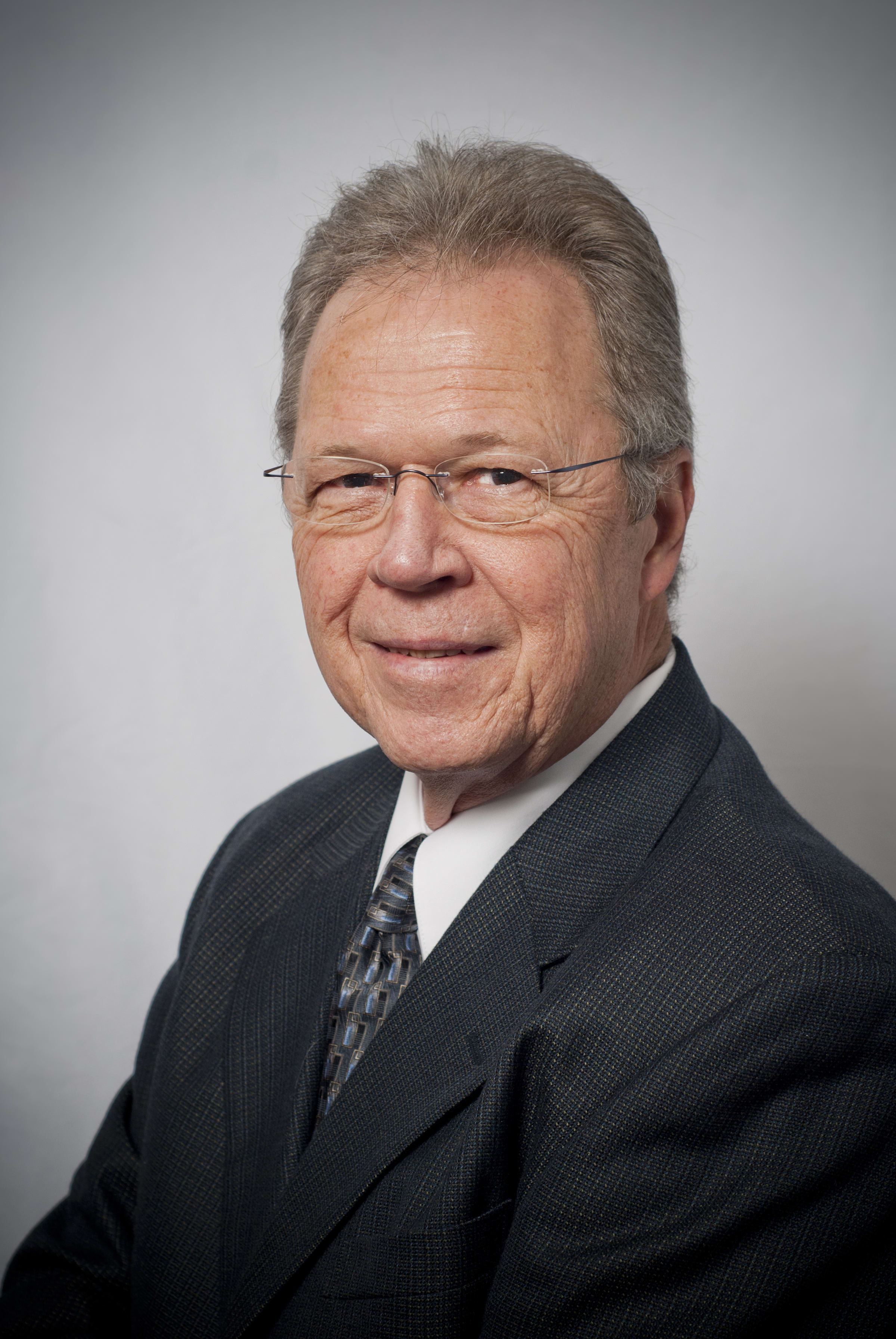 Dr. Merle Kenneth Pickel, OD