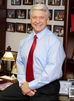 Dr. Ronald N Smith, OD