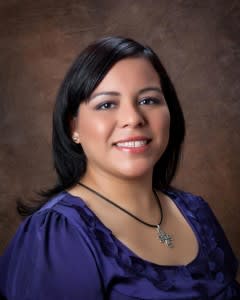 Dr. Lorena Zenaida Flores-Hernandez