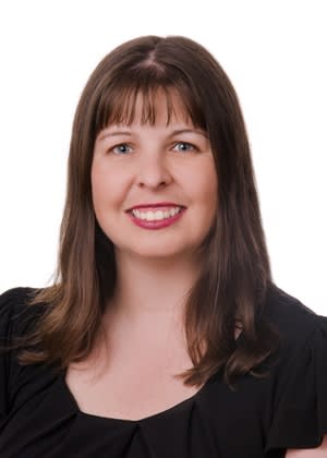 Dr. Christina M Fox, OD