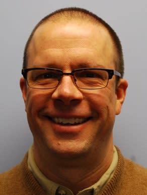 Dr. Thomas M Britton, OD