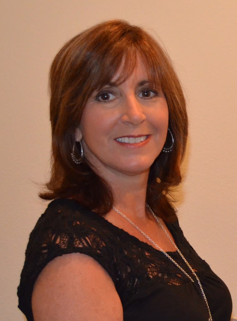 Dr. Annemarie Darts Newcomer, OD