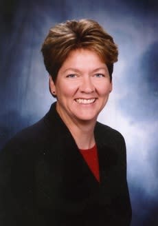 Dr. Stefanie L Rohler, OD - Grundy Center, IA - Optometry