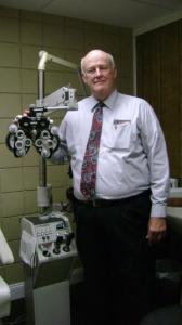 Dr. Lloyd K Dewar, OD - Ellettsville, IN - Optometry