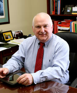 Dr. James O Davis, OD - Batesville, AR - Optometry