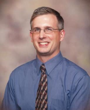 Dr. Geoffrey F Wills, OD