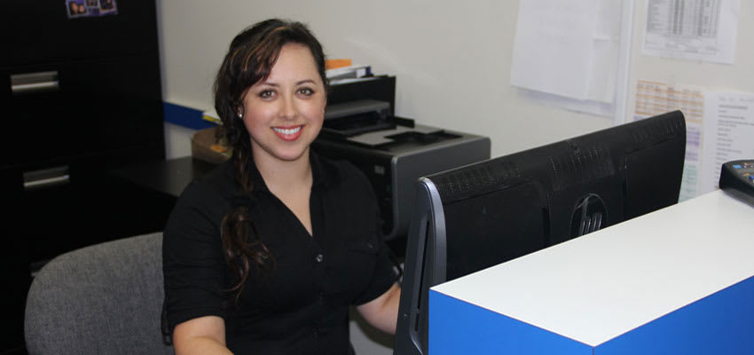 Dr. Jennifer Renee Lininger, OD - Lenexa, KS - Optometry