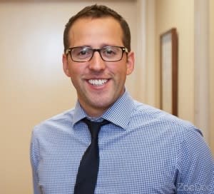 Dr. Robert Mauricio Gonzalez, OD - San Diego, CA - Optometry