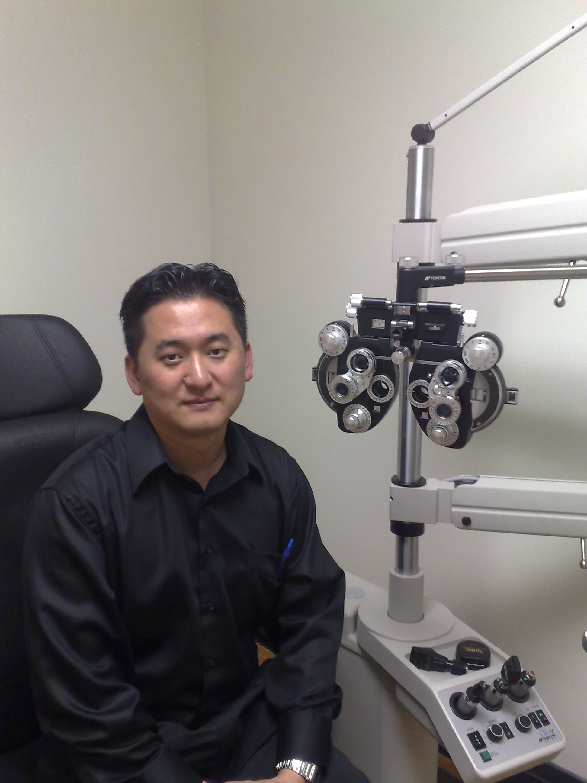 Dr. Michael S Li, OD - Riverside, CA - Optometry