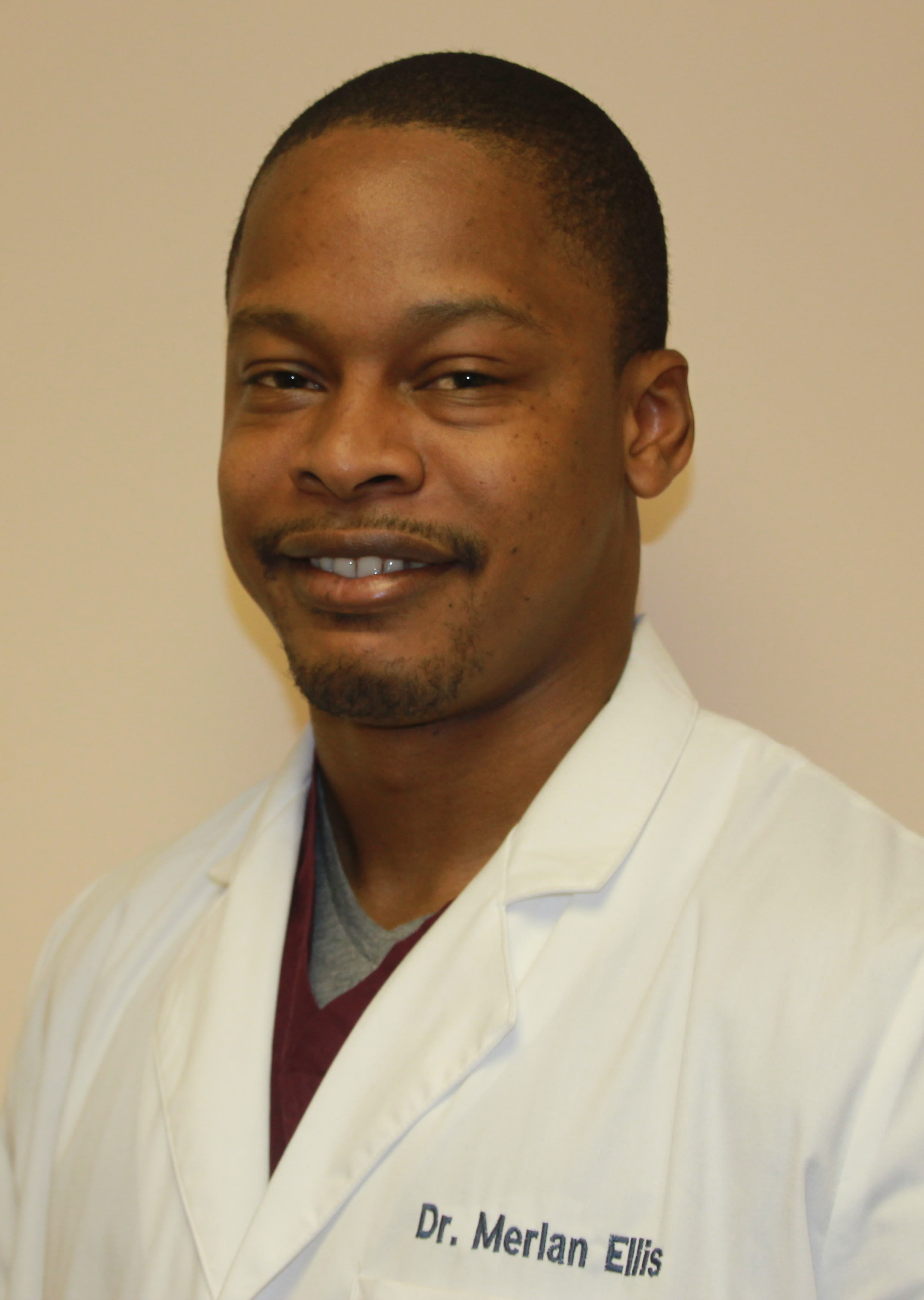 Dr. Merlan Ellis, MD - North Bellmore, NY - Podiatry
