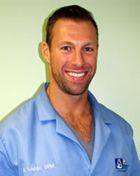 Dr. Kristopher M Lopez, MD - Chicago, IL - Podiatry