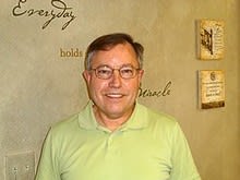 Dr. Gordon Julian Shumate, MD