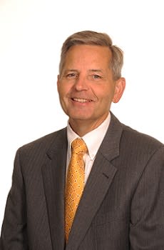 Dr. Ronald E Izynski, DPM