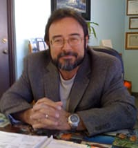 Dr. Alberto Texidor