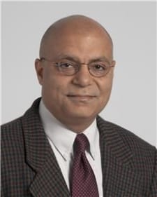 Dr. Sanjeev Suri, MD - Cleveland, OH - Internal Medicine, Nephrology