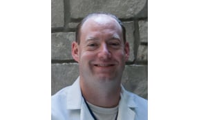 Dr. Ryan Lee Holdsworth, MD