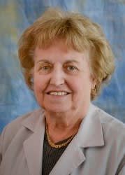 Dr. Lily Parhad Hussein, MD - Chicago, IL - Internal Medicine, Oncology