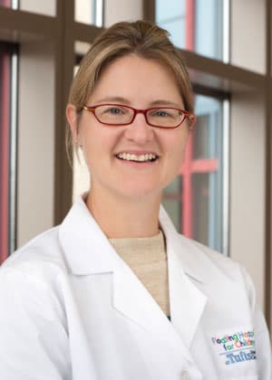 Dr. Sara Lynn Ross, MD - Boston, MA - Critical Care Medicine, Pediatrics