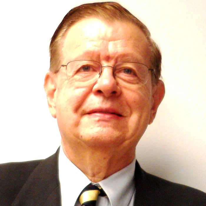 Dr. Robert J Schuder, MD
